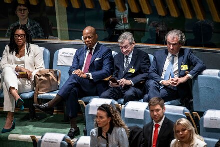 New York City Mayor Eric Adams applauds Israeli Prime Minister Benjamin Netanyahu during his speech at the United Nations General Assembly.