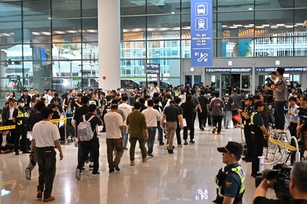 U.S. Eases Visa Restrictions for South Korean Workers